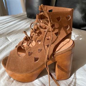 Brown cut out felt heels/thick pumps
